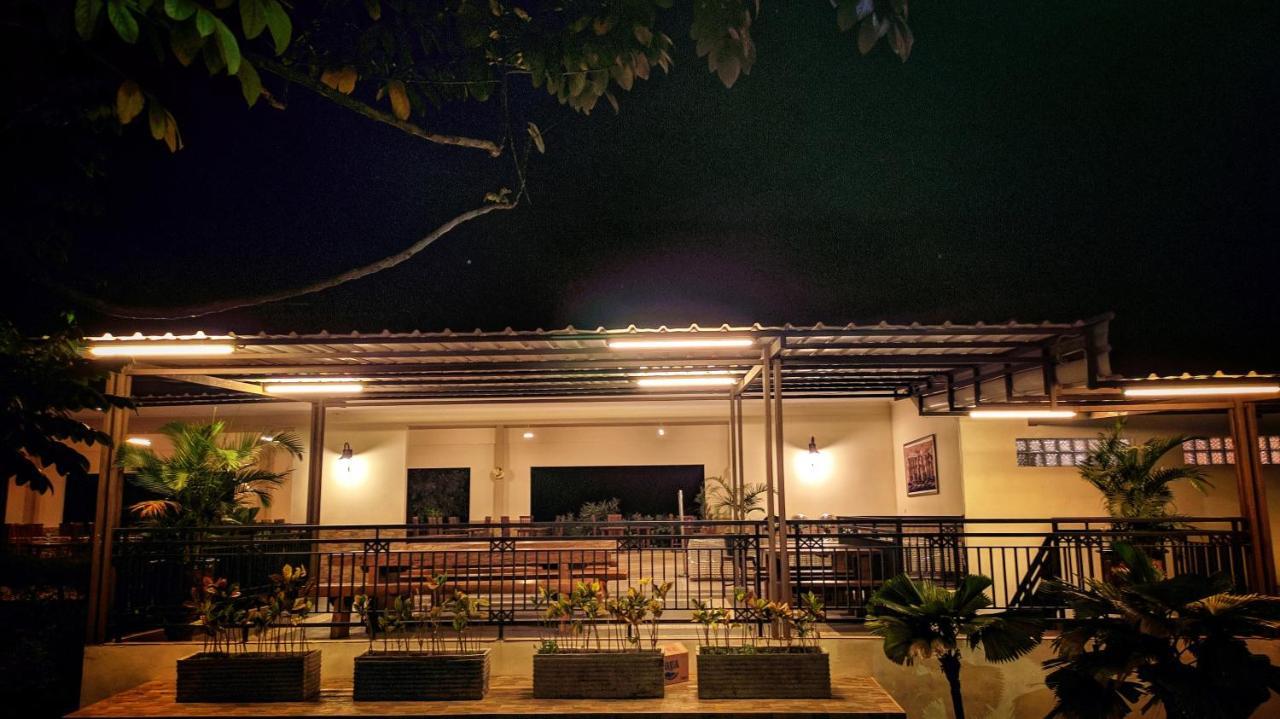Taman Bukit Palem Resort Богор Экстерьер фото