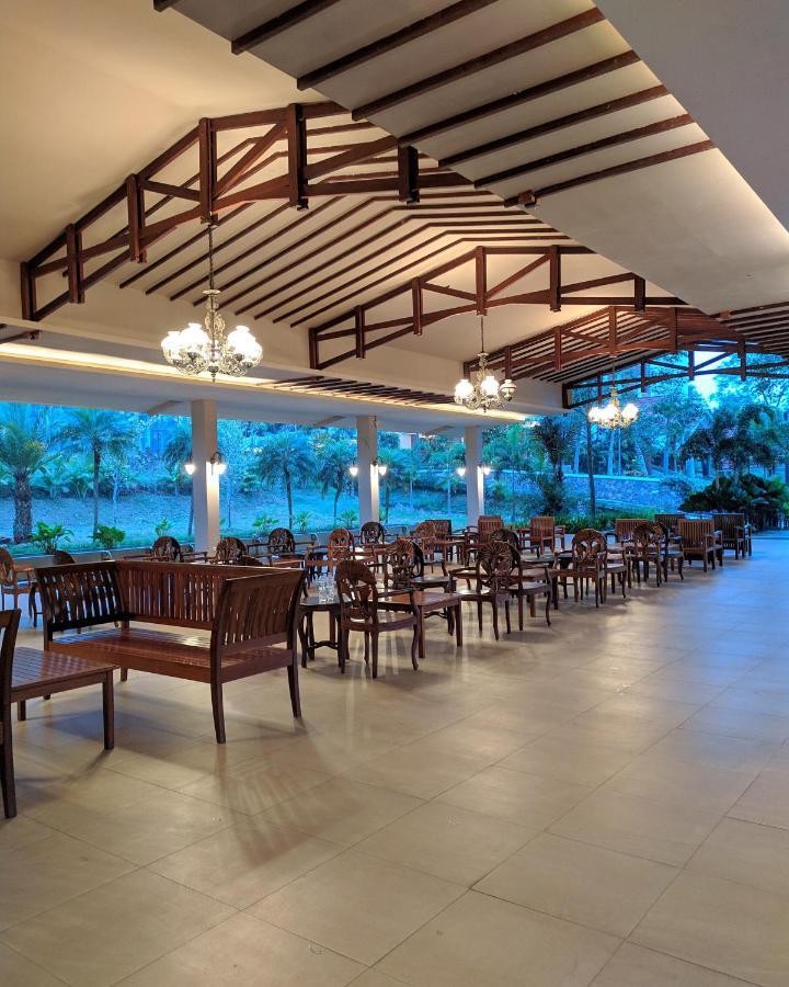 Taman Bukit Palem Resort Богор Экстерьер фото